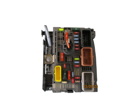 Ασφαλειοθήκη Peugeot 3008 | MAXAIRASautoparts